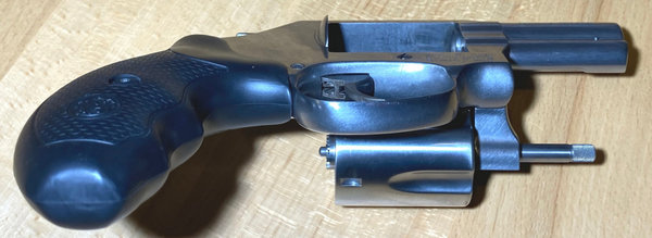 Smith & Wesson Revolver Modell 60 mit J-Rahmen. 5-Schuss. Kaliber .357Magnum + .38 Special.